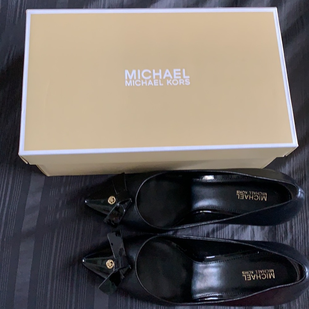 MICHAEL KORS BLACK HIGH HEEL - Picture 2 of 6